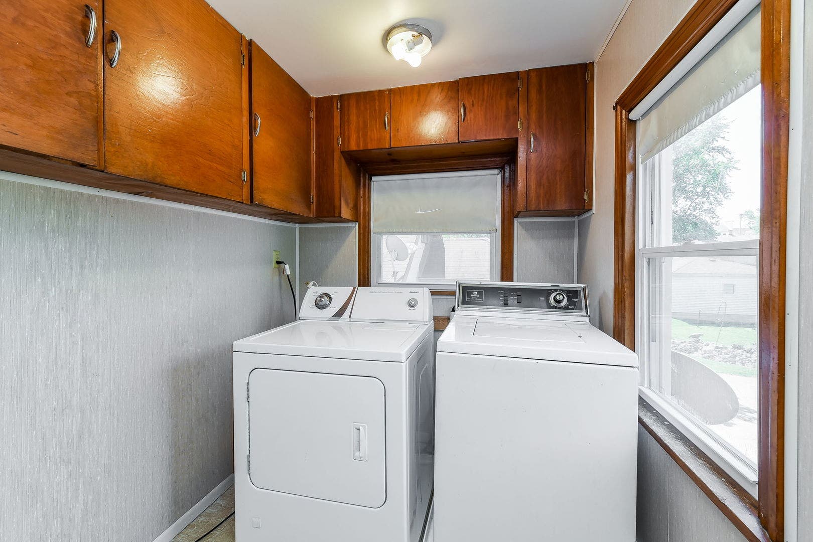 716 Walnut Street, #2, Lemont, IL 60439 716 Walnut Street, #2, Lemont, IL 60439