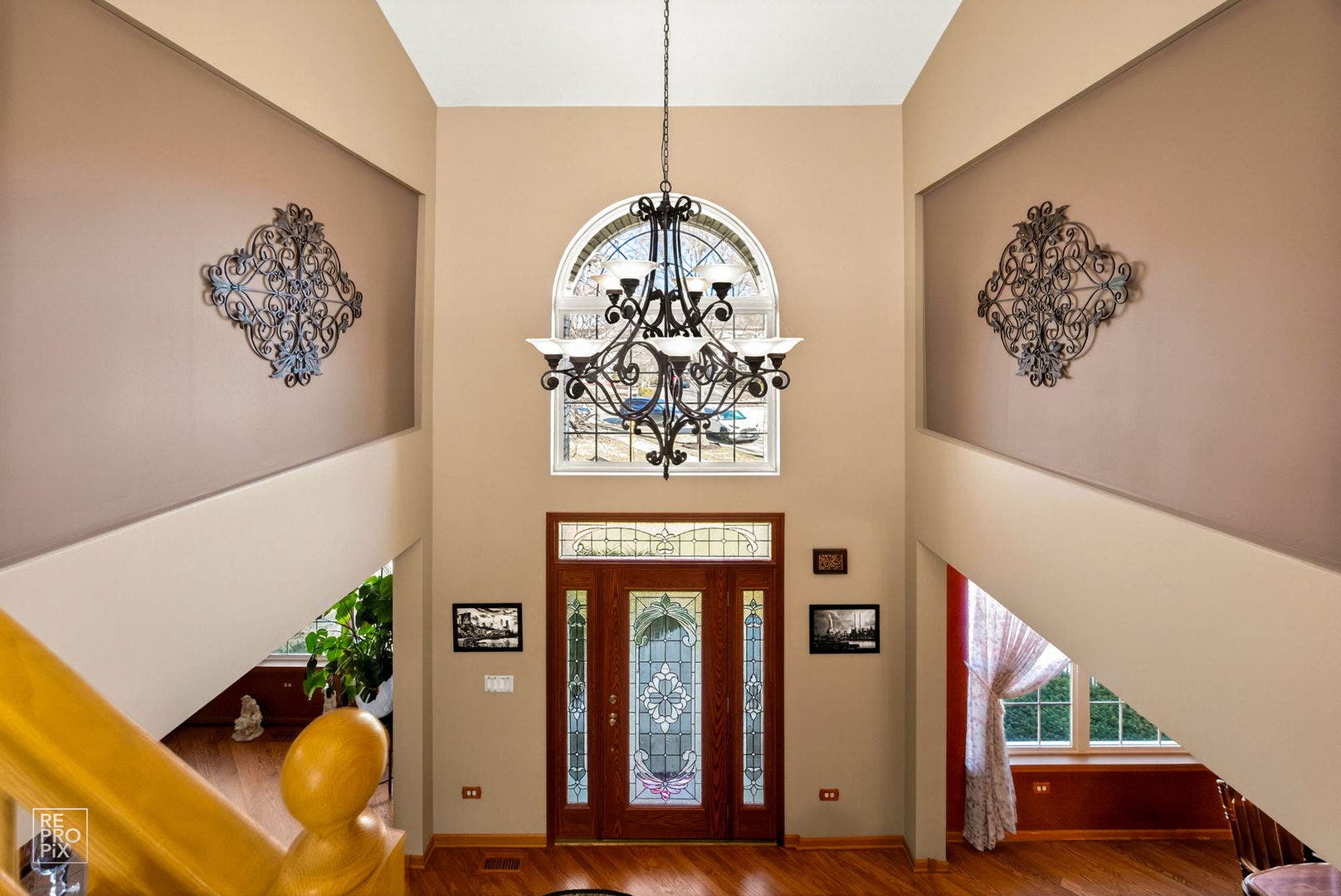 8 Fairfax Court, Bolingbrook, IL 60490 8 Fairfax Court, Bolingbrook, IL 60490