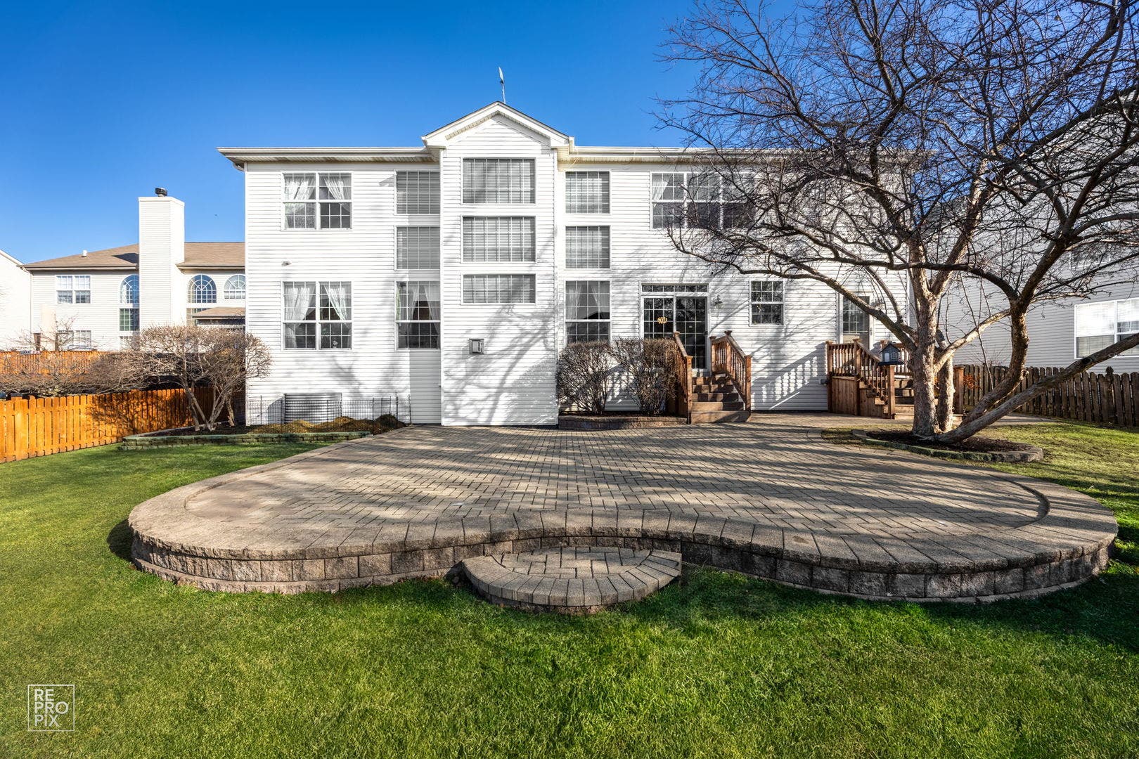 8 Fairfax Court, Bolingbrook, IL 60490 8 Fairfax Court, Bolingbrook, IL 60490