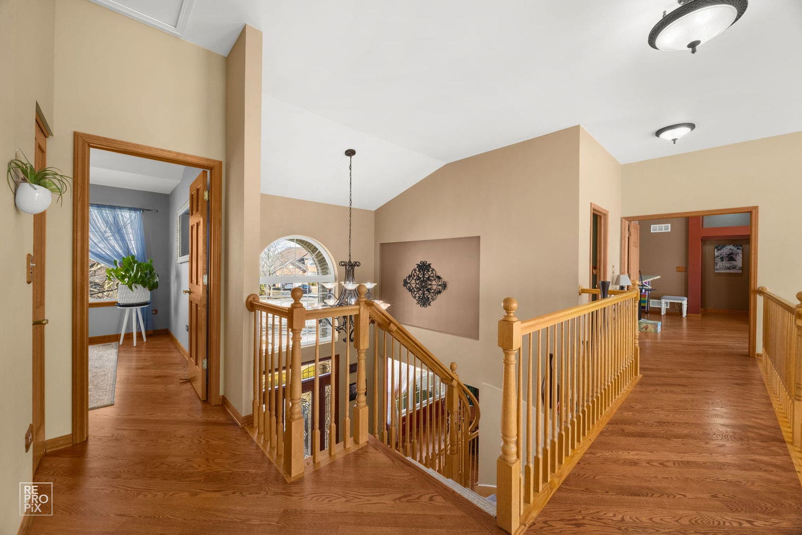 8 Fairfax Court, Bolingbrook, IL 60490 8 Fairfax Court, Bolingbrook, IL 60490