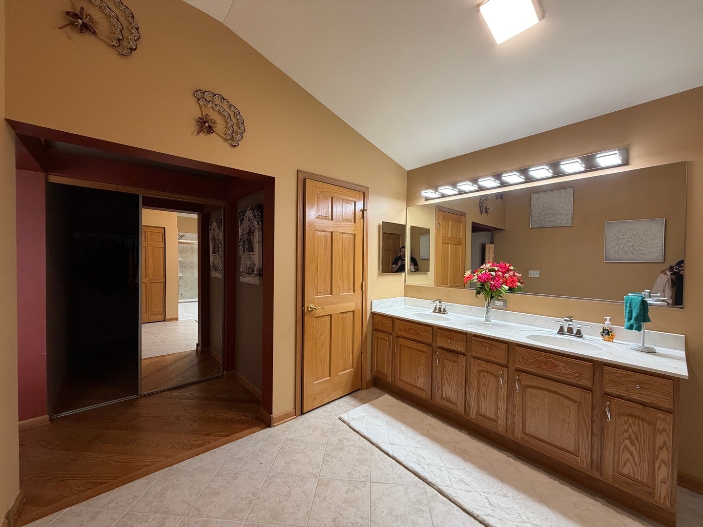 8 Fairfax Court, Bolingbrook, IL 60490 8 Fairfax Court, Bolingbrook, IL 60490