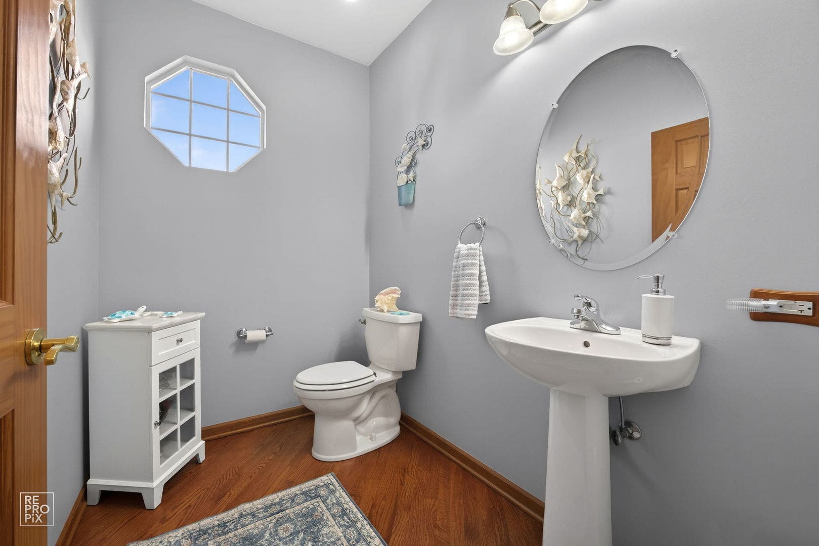 8 Fairfax Court, Bolingbrook, IL 60490 8 Fairfax Court, Bolingbrook, IL 60490