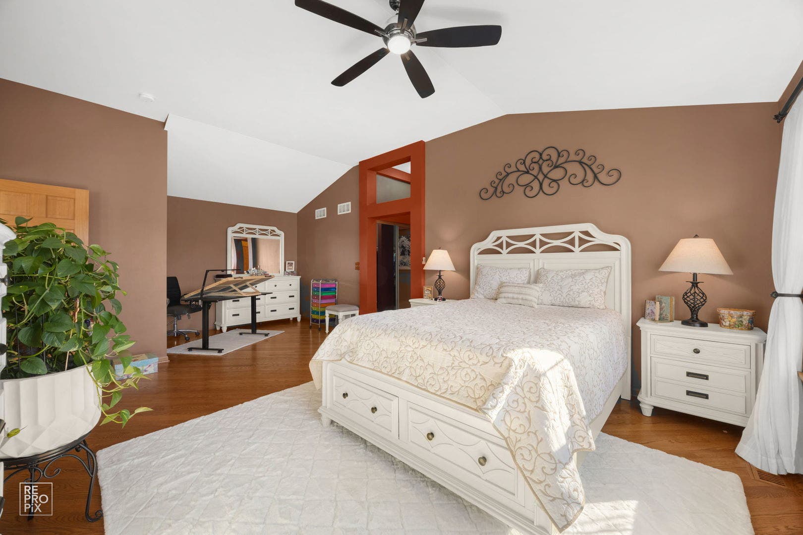 8 Fairfax Court, Bolingbrook, IL 60490 8 Fairfax Court, Bolingbrook, IL 60490