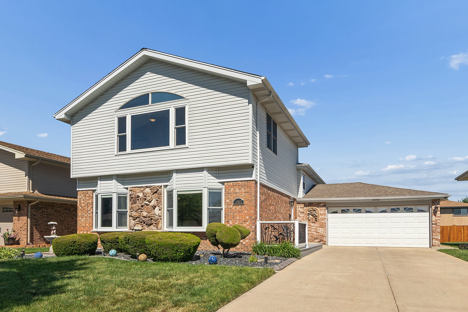 16967 82nd Avenue, Tinley Park, IL 60477 16967 82nd Avenue, Tinley Park, IL 60477