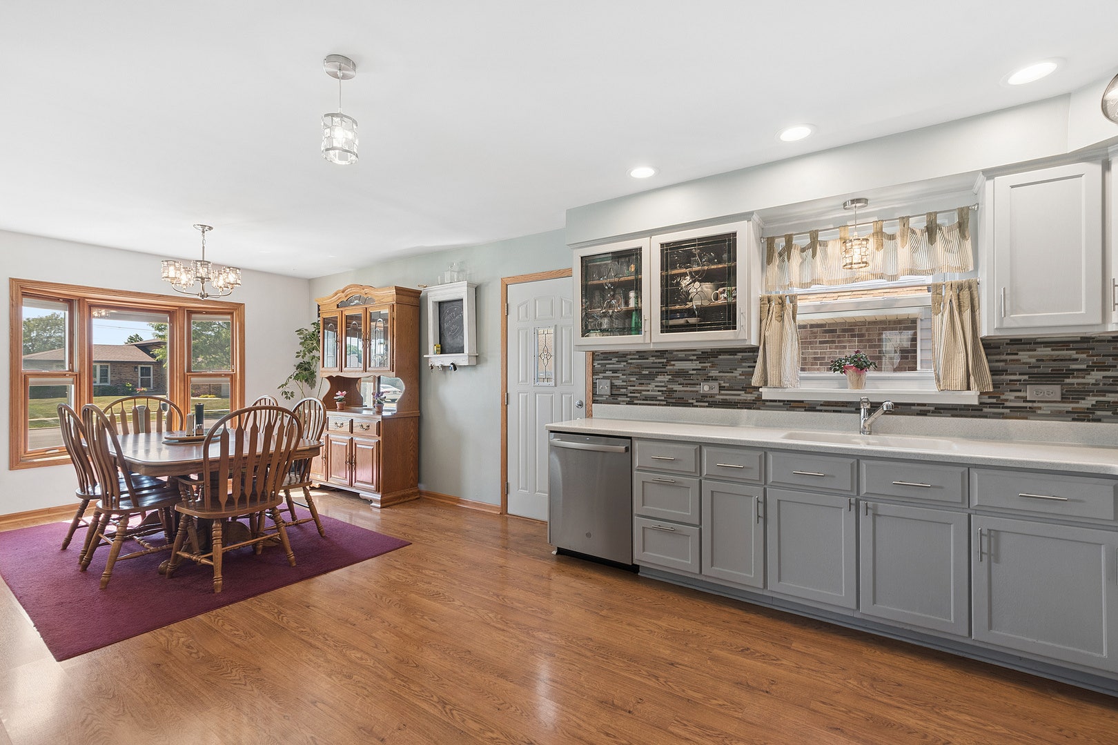 16967 82nd Avenue, Tinley Park, IL 60477 16967 82nd Avenue, Tinley Park, IL 60477