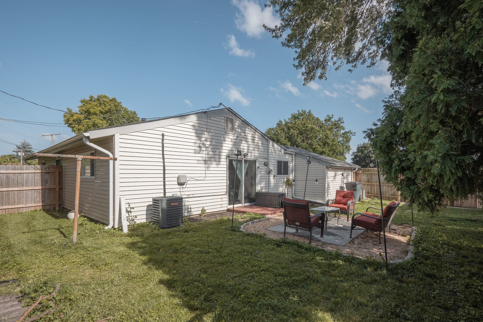 100 FAIRWOOD Drive, Bolingbrook, IL 60440