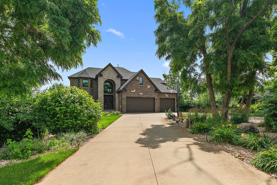 Property photo for 21707 Owens Road, Mokena, IL
