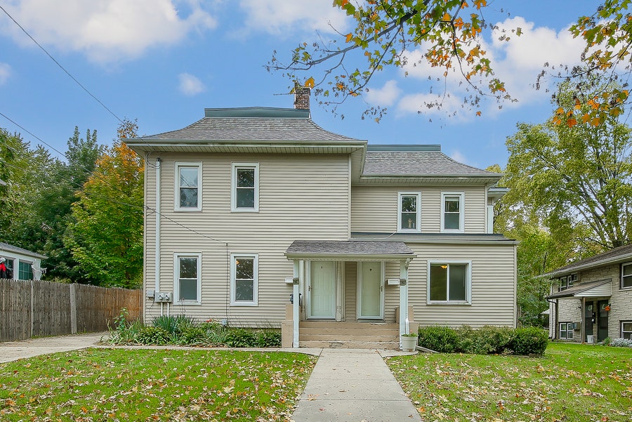 Property photo for 814 S Jefferson Street, Lockport, IL