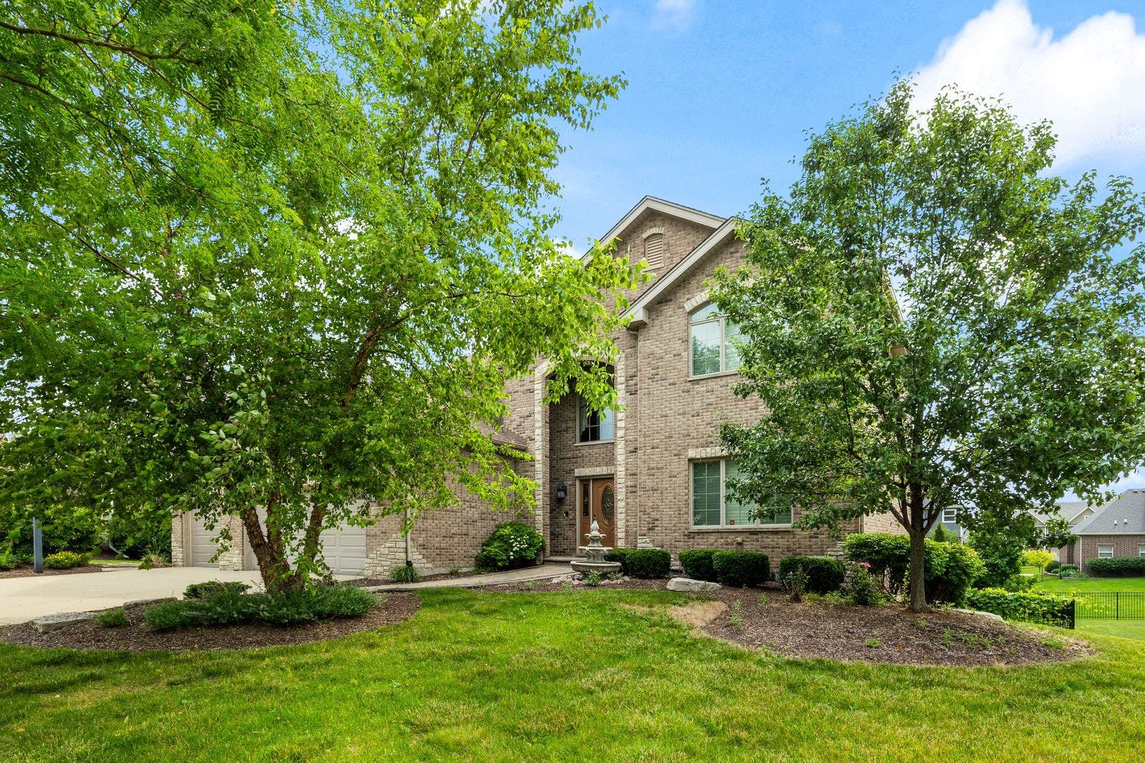 12775 TULLAMORE Lane, Lemont, IL 60439 12775 TULLAMORE Lane, Lemont, IL 60439