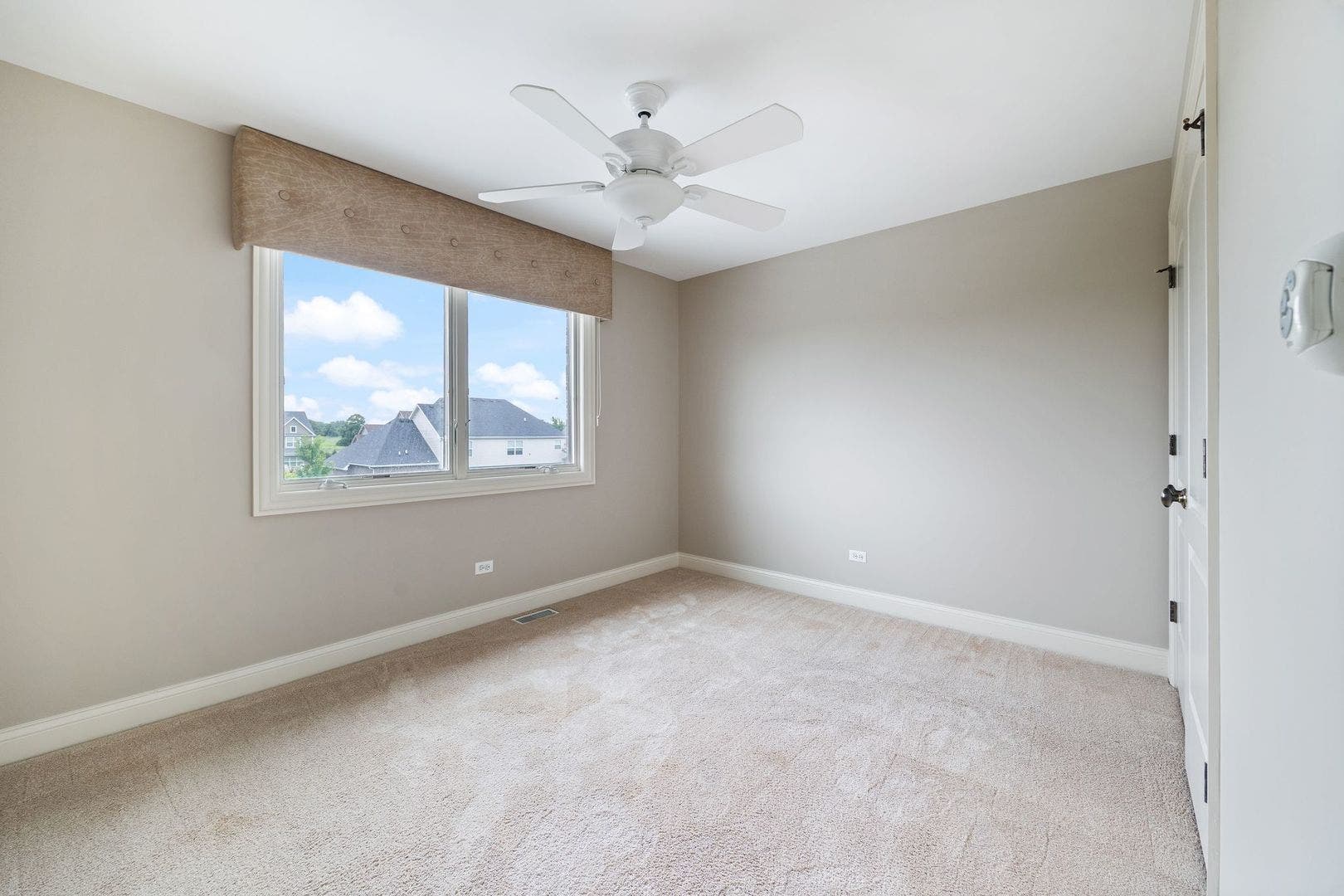 12775 TULLAMORE Lane, Lemont, IL 60439 12775 TULLAMORE Lane, Lemont, IL 60439