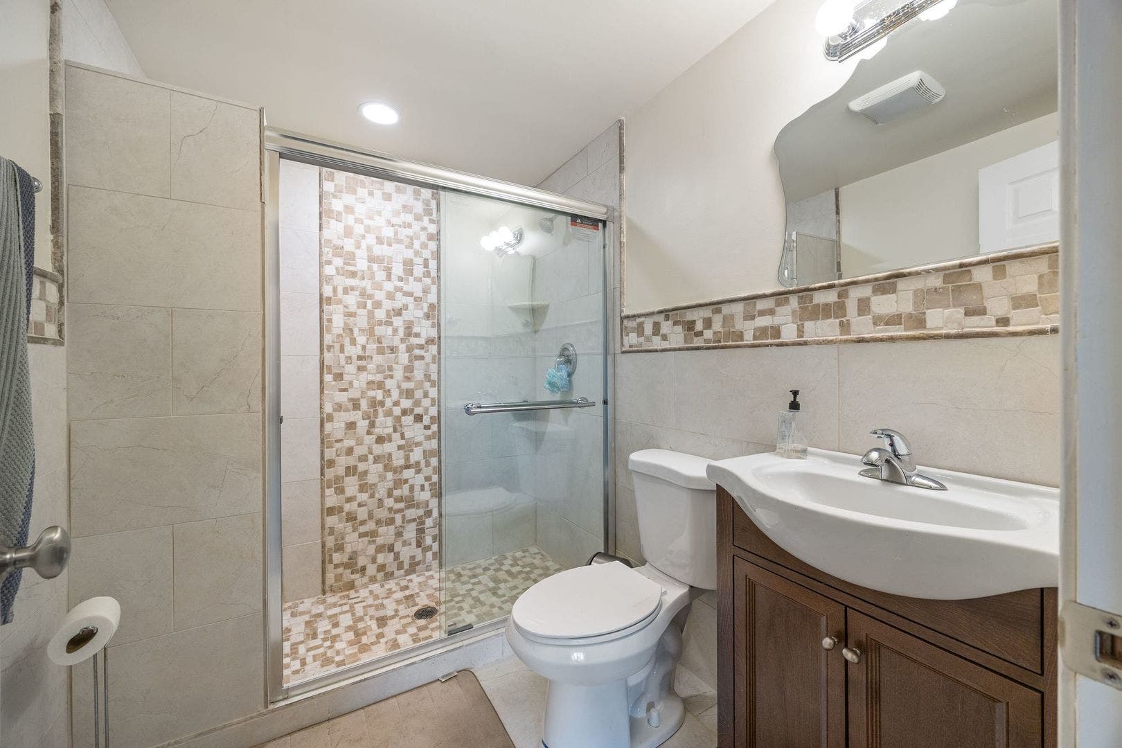 12775 TULLAMORE Lane, Lemont, IL 60439 12775 TULLAMORE Lane, Lemont, IL 60439