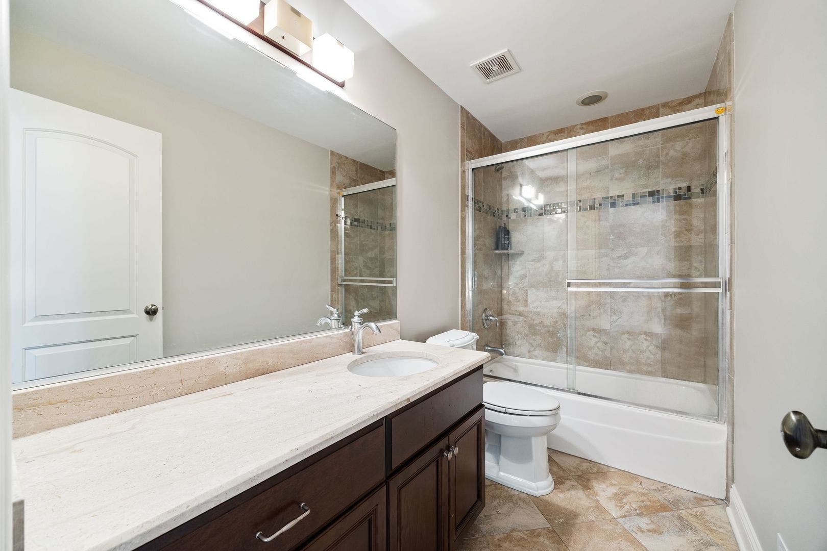 12775 TULLAMORE Lane, Lemont, IL 60439 12775 TULLAMORE Lane, Lemont, IL 60439