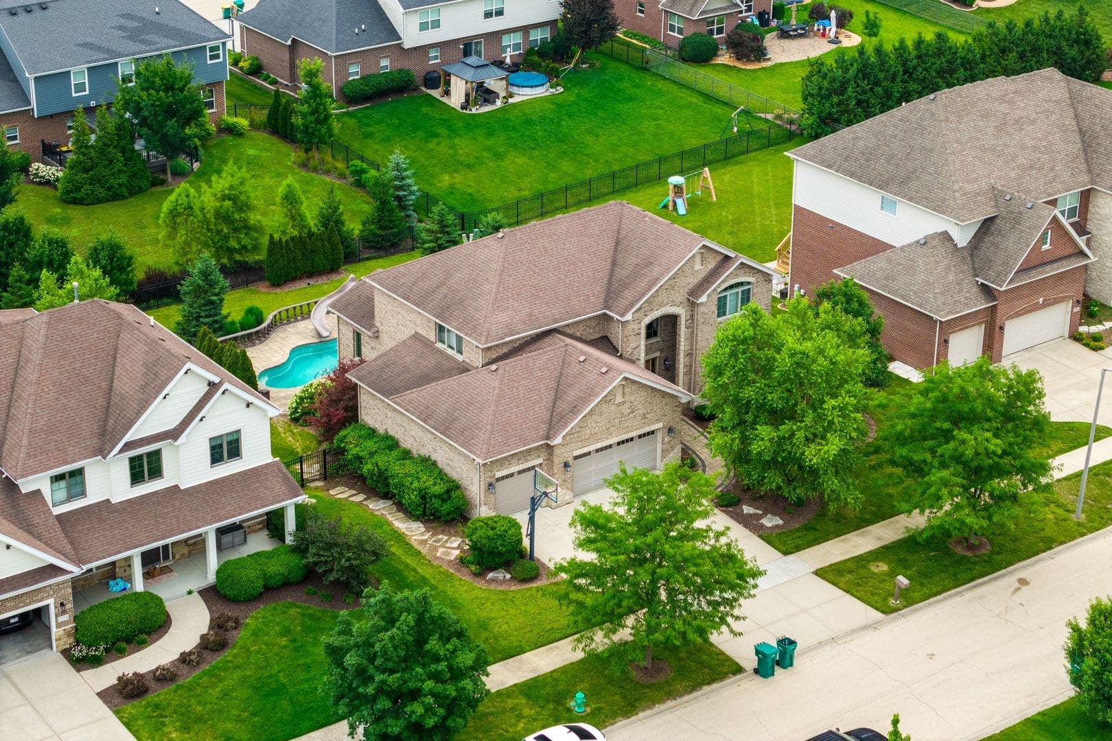 12775 TULLAMORE Lane, Lemont, IL 60439 12775 TULLAMORE Lane, Lemont, IL 60439