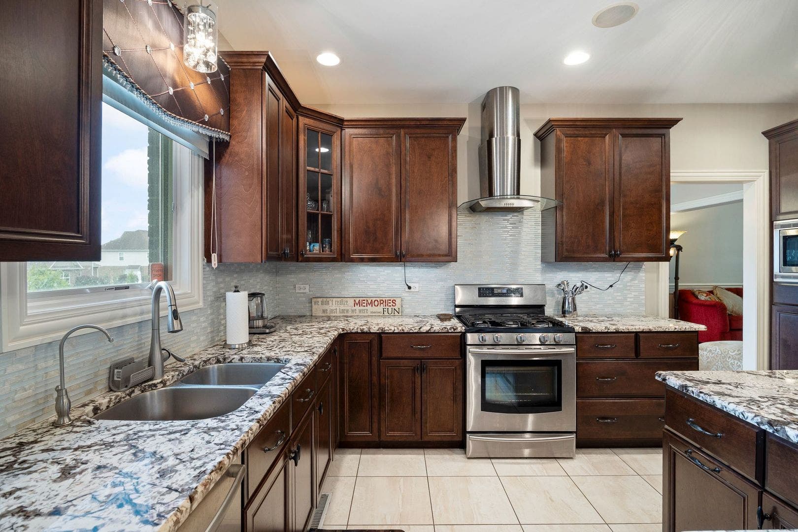 12775 TULLAMORE Lane, Lemont, IL 60439 12775 TULLAMORE Lane, Lemont, IL 60439