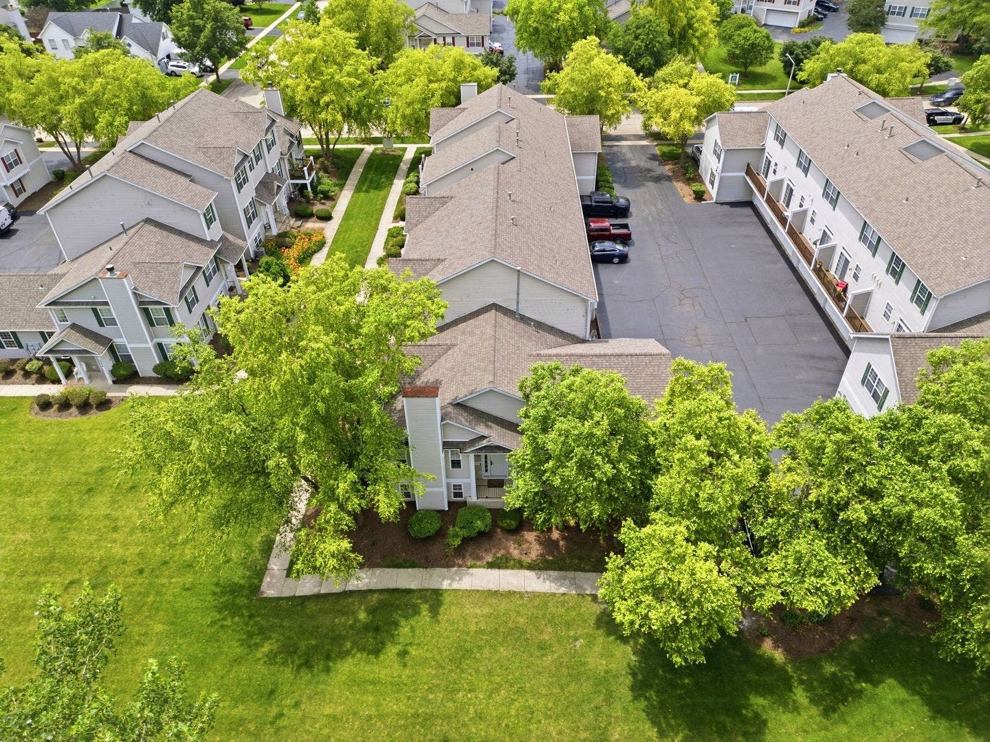 2248 Graystone Drive, #2248, Joliet, IL 60431 2248 Graystone Drive, #2248, Joliet, IL 60431