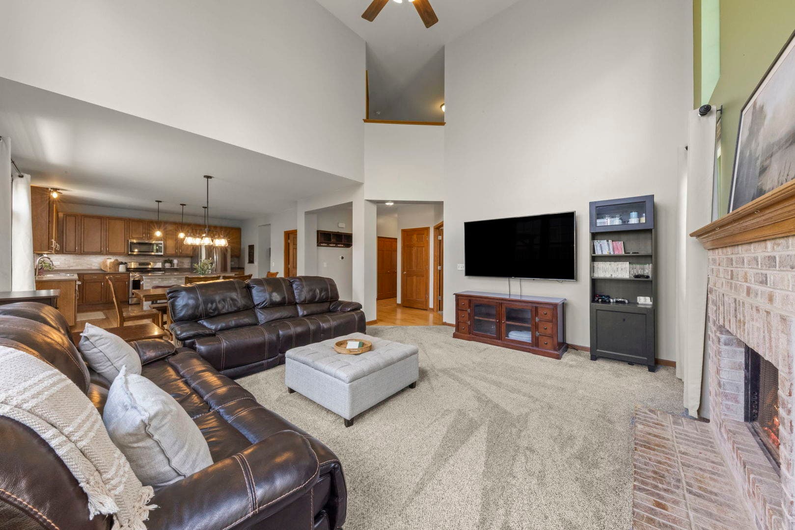 3008 Tumbleweed Way, Elgin, IL 60124 3008 Tumbleweed Way, Elgin, IL 60124