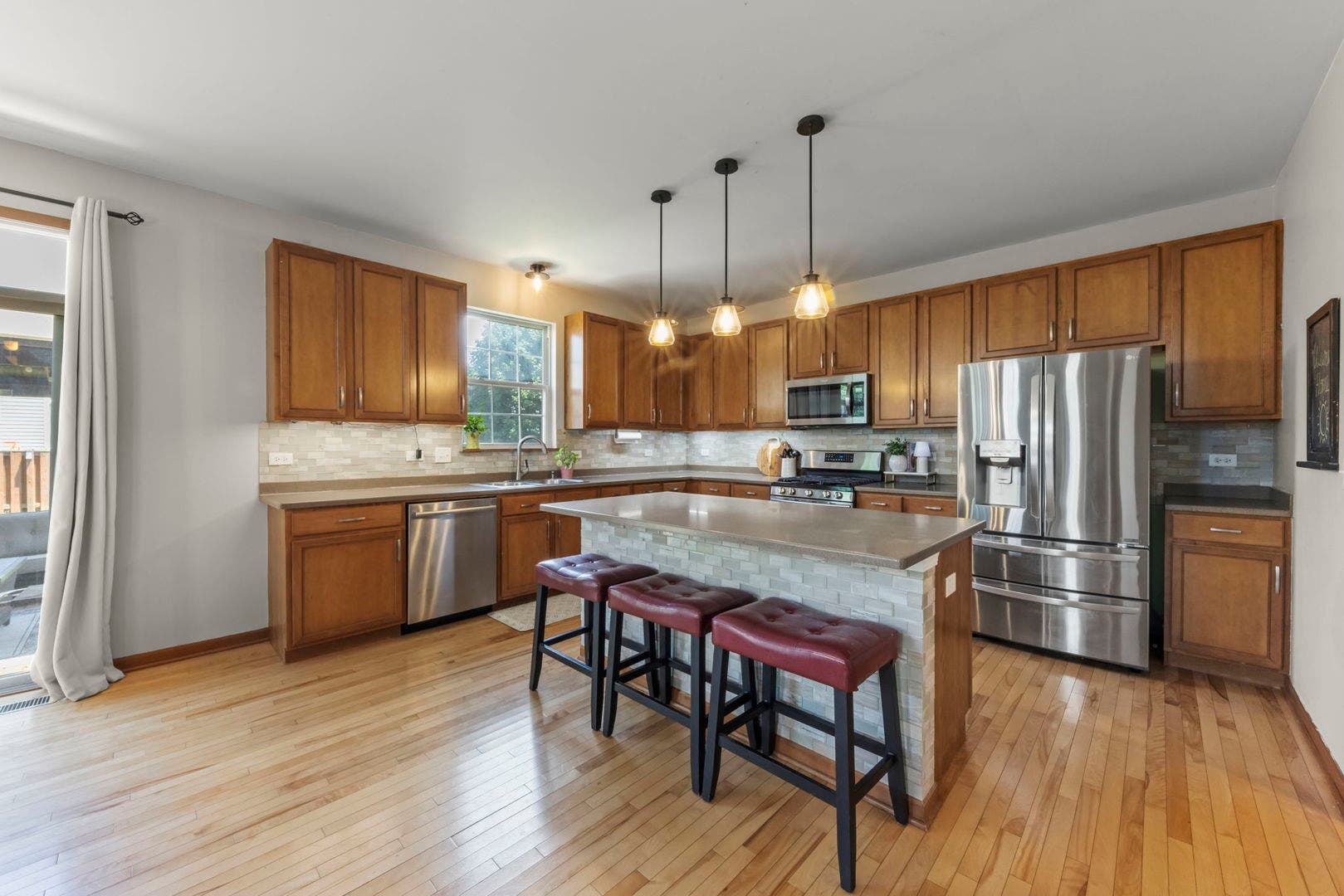 3008 Tumbleweed Way, Elgin, IL 60124 3008 Tumbleweed Way, Elgin, IL 60124
