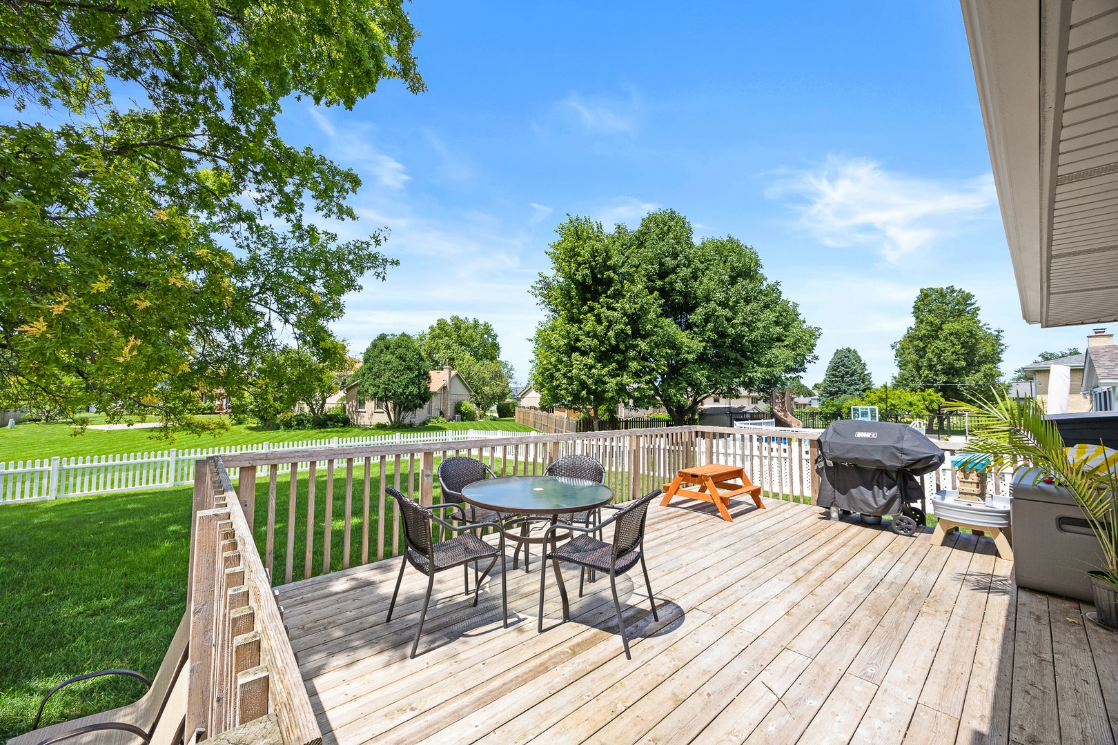 10S520 Havens Drive, Downers Grove, IL 60516