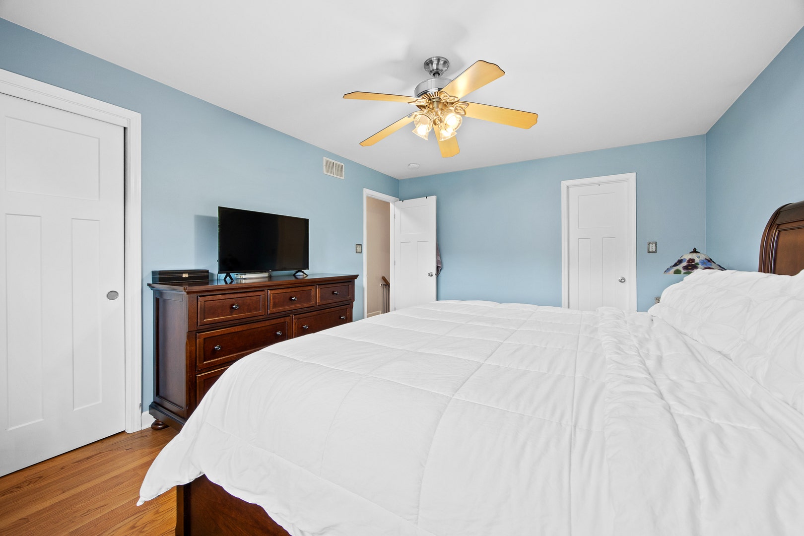 10S520 Havens Drive, Downers Grove, IL 60516