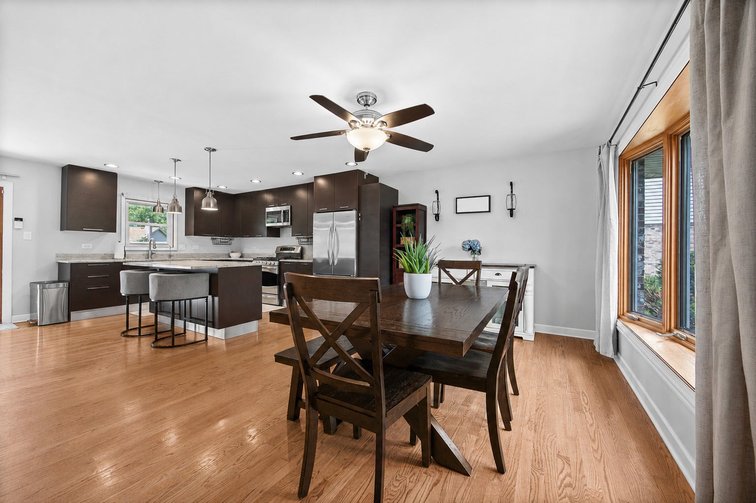 10S520 Havens Drive, Downers Grove, IL 60516
