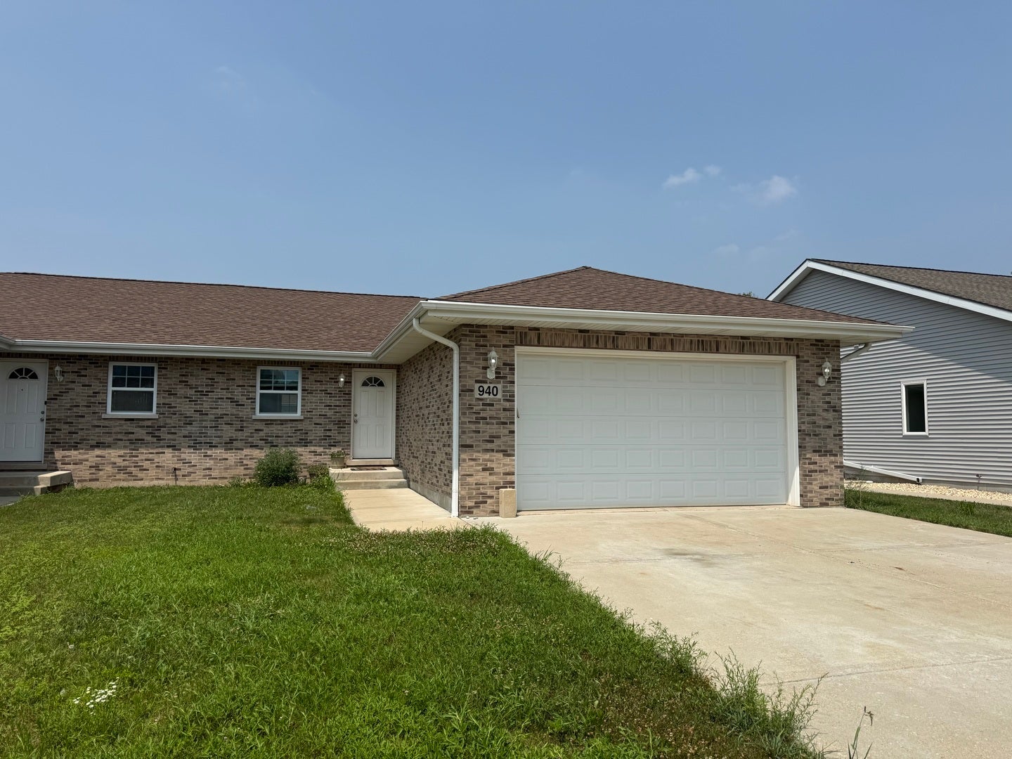 940 W Bergera Road, Braidwood, IL 60408 940 W Bergera Road, Braidwood, IL 60408