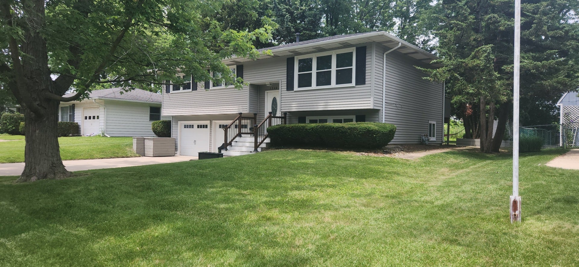 1240 Constellation Drive, Aurora, IL 60505 1240 Constellation Drive, Aurora, IL 60505