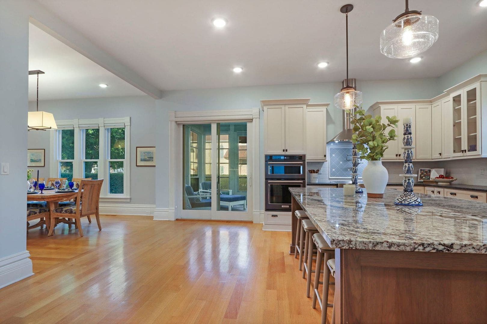 920 Geneva Street, Lake Geneva, WI 53147 920 Geneva Street, Lake Geneva, WI 53147