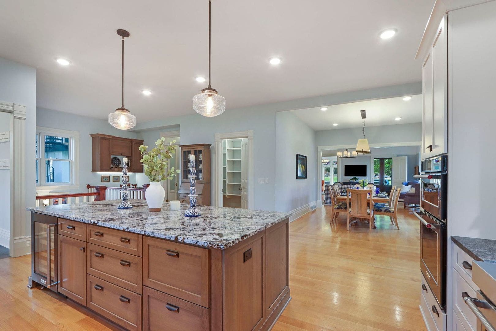 920 Geneva Street, Lake Geneva, WI 53147 920 Geneva Street, Lake Geneva, WI 53147
