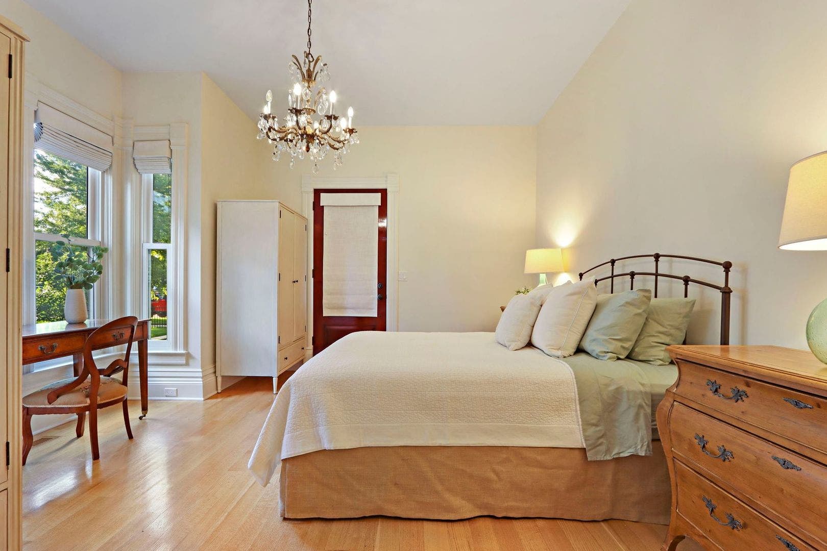 920 Geneva Street, Lake Geneva, WI 53147 920 Geneva Street, Lake Geneva, WI 53147