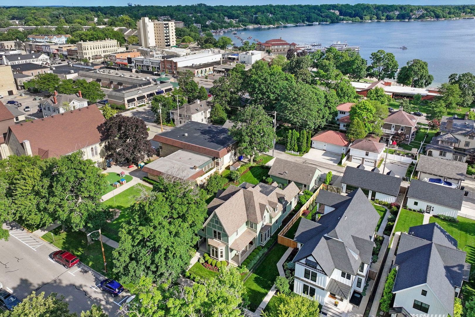 920 Geneva Street, Lake Geneva, WI 53147 920 Geneva Street, Lake Geneva, WI 53147