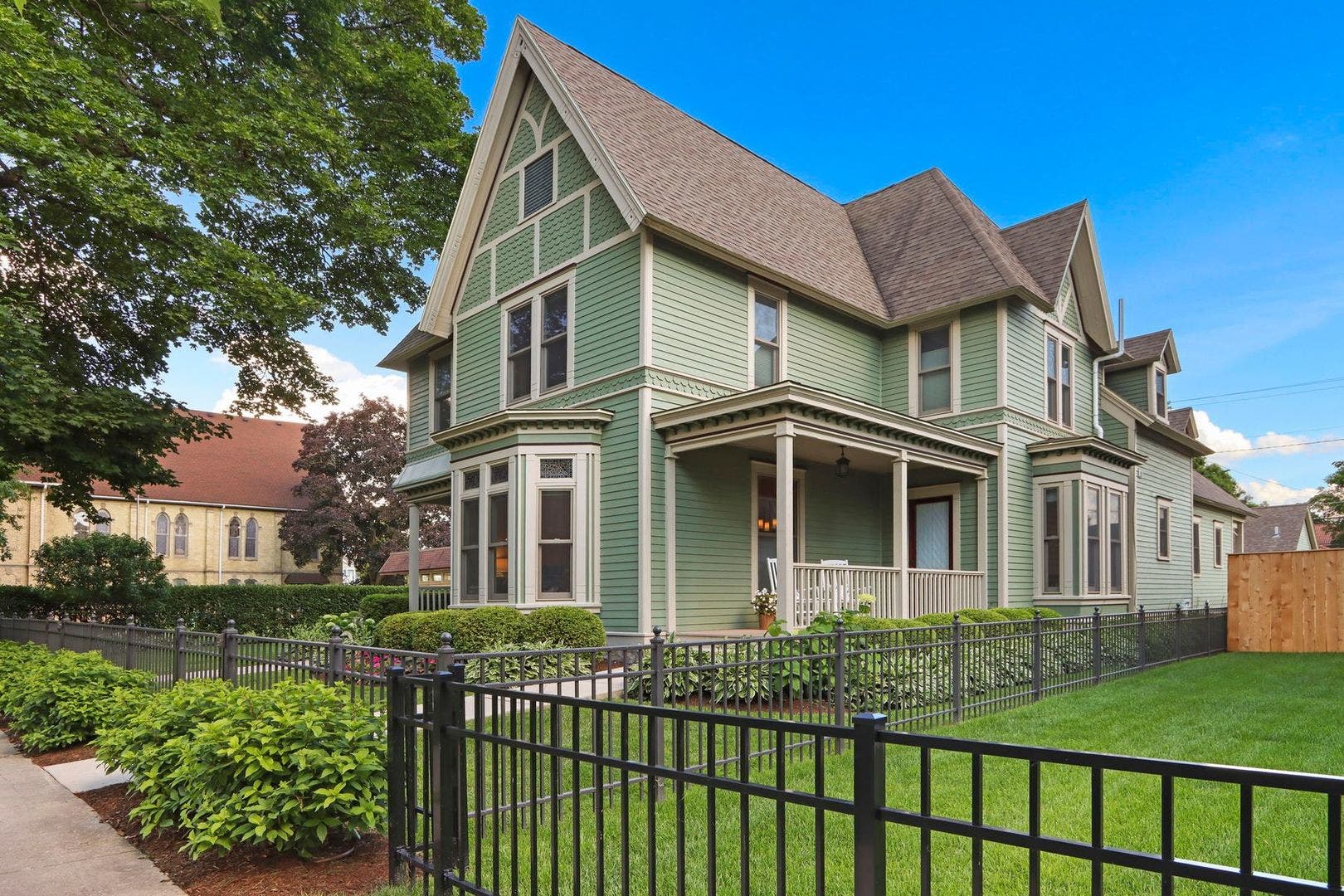 920 Geneva Street, Lake Geneva, WI 53147 920 Geneva Street, Lake Geneva, WI 53147