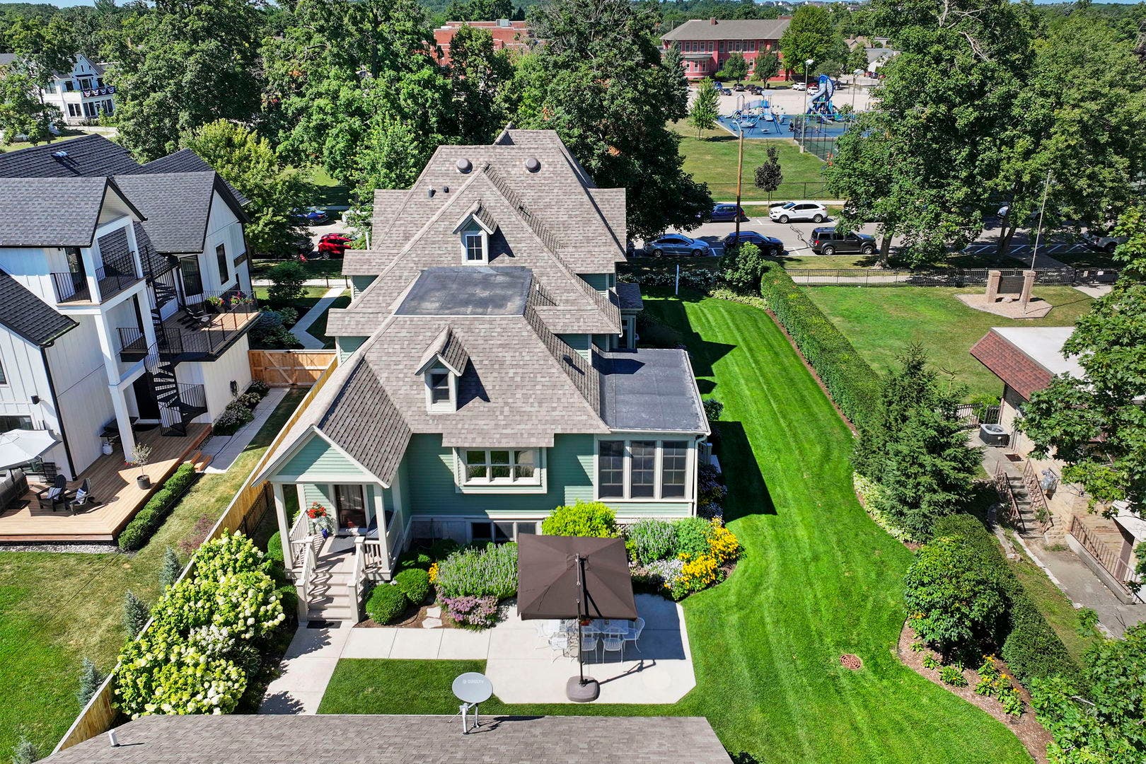 920 Geneva Street, Lake Geneva, WI 53147 920 Geneva Street, Lake Geneva, WI 53147