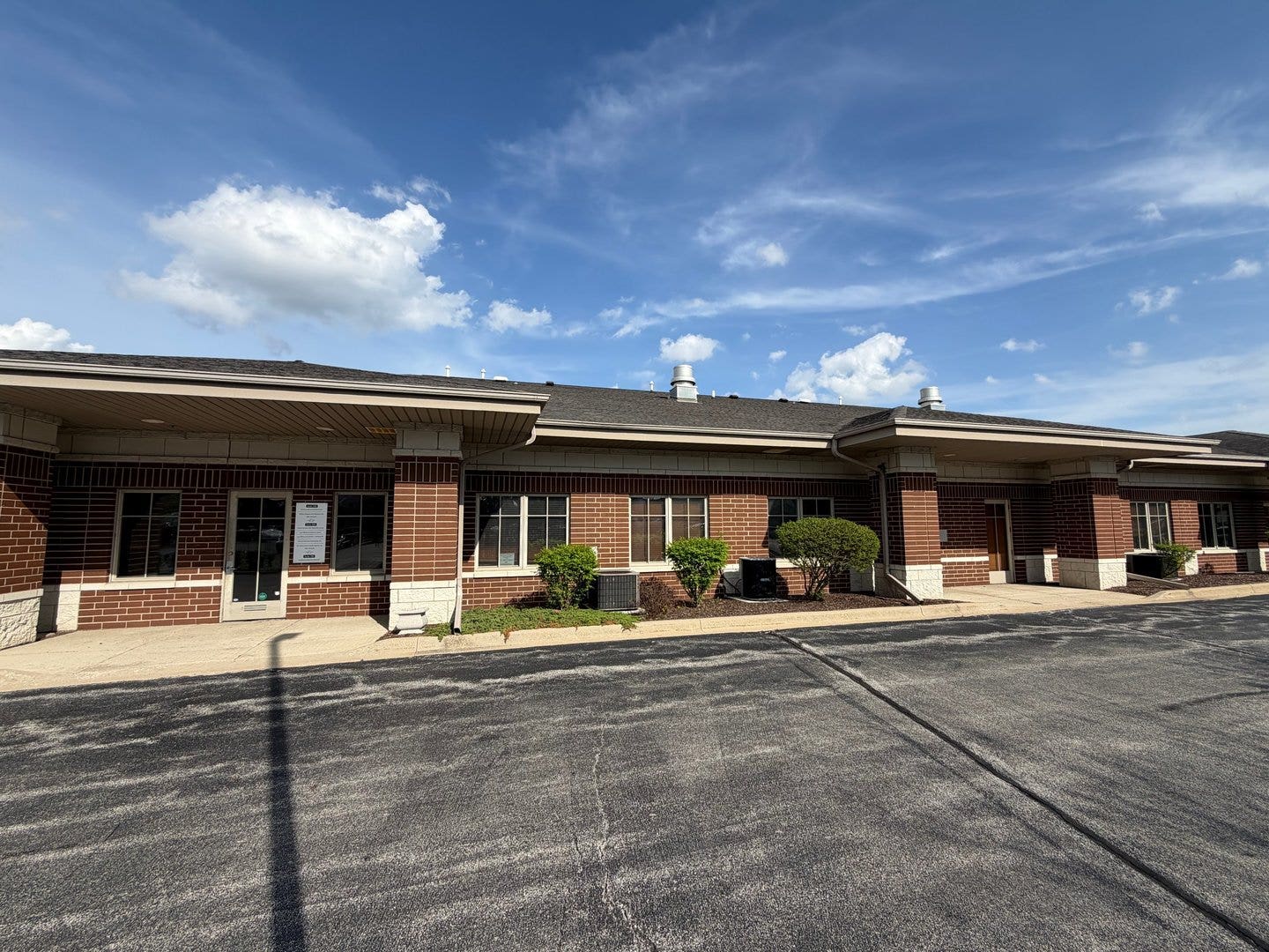 18400 Maple Creek Drive, Tinley Park, IL 60477 18400 Maple Creek Drive, Tinley Park, IL 60477