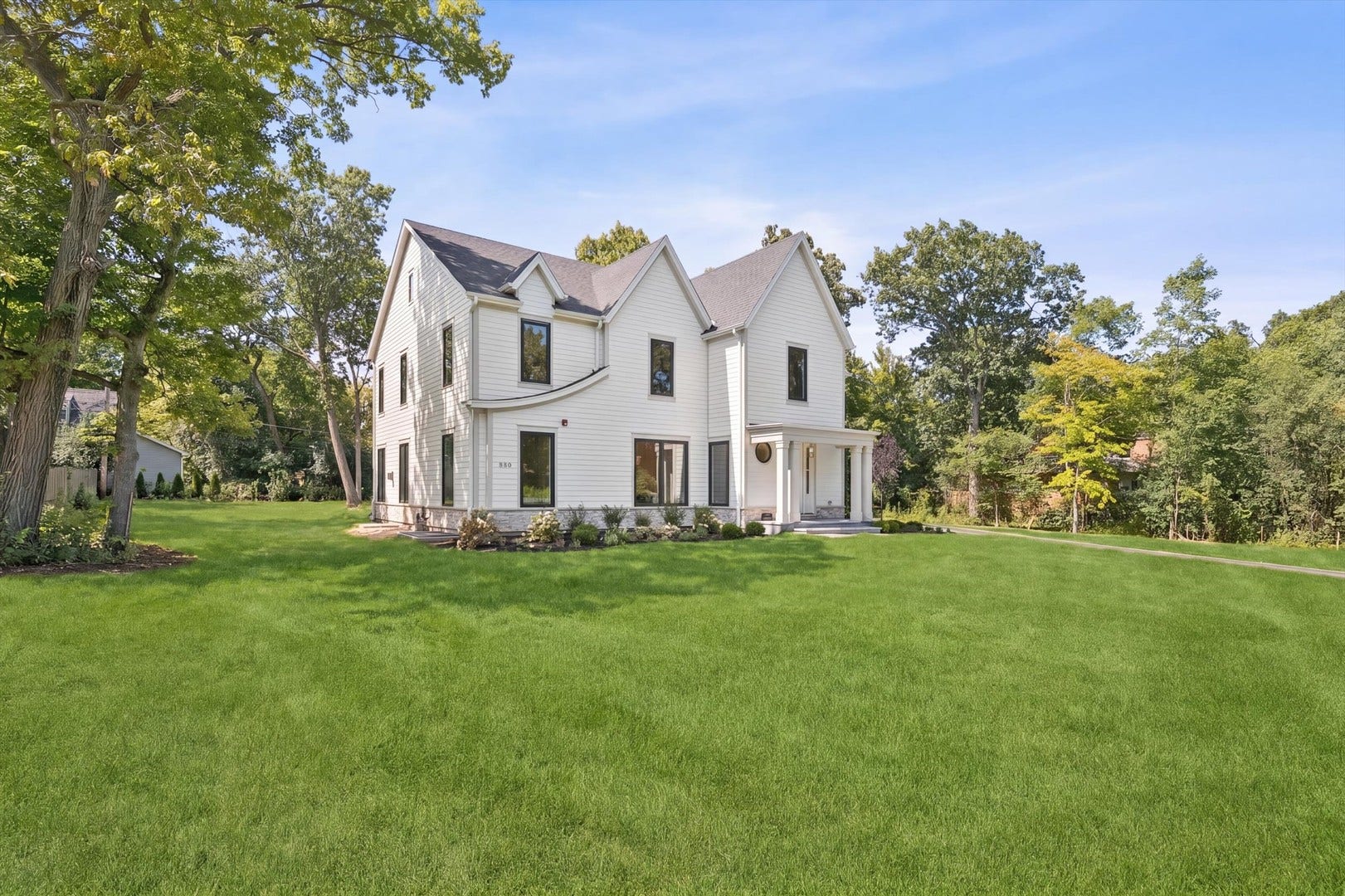 880 Bittersweet Drive, Northbrook, IL 60062 880 Bittersweet Drive, Northbrook, IL 60062