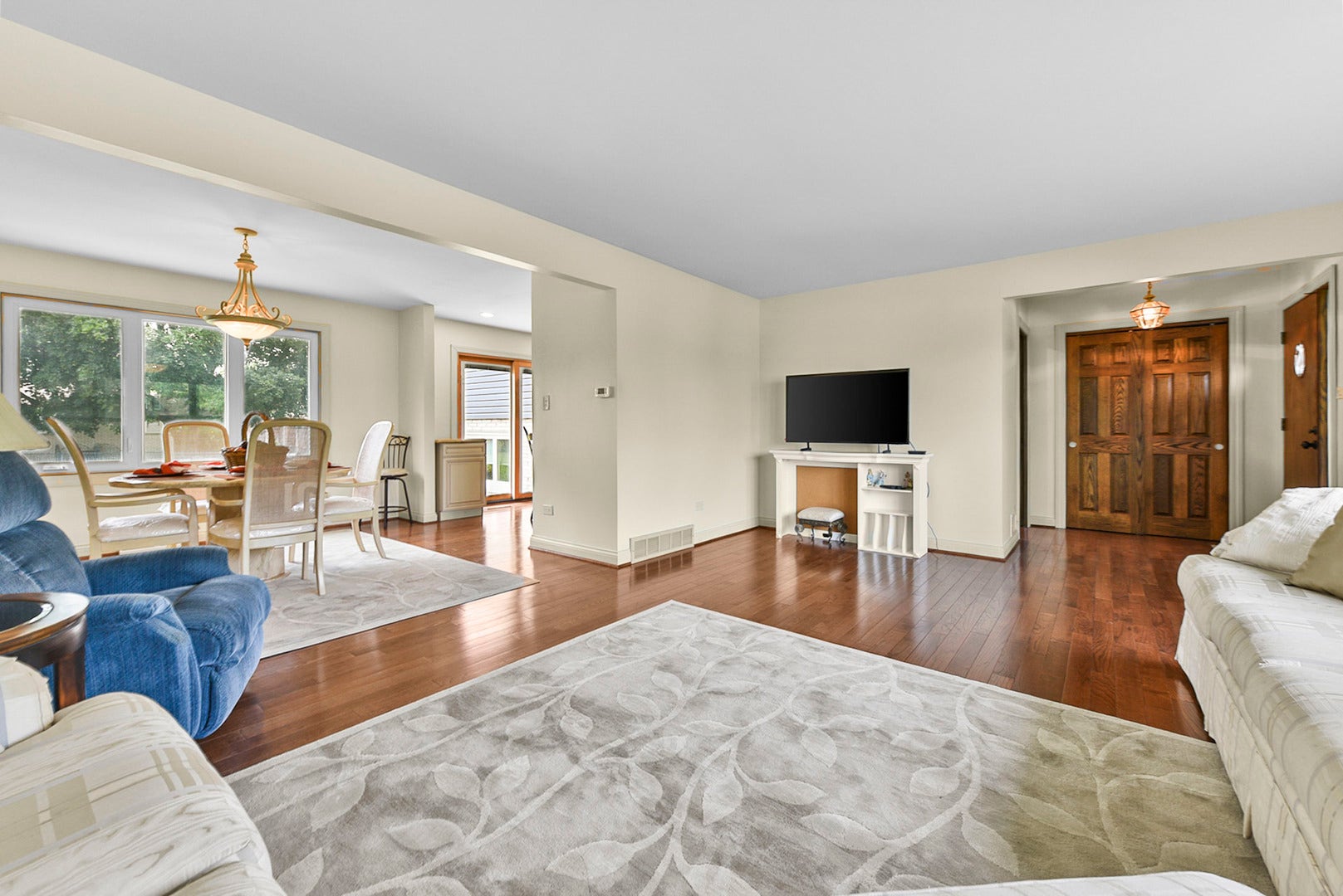 7561 Ponderosa Court, Orland Park, IL 60462 7561 Ponderosa Court, Orland Park, IL 60462