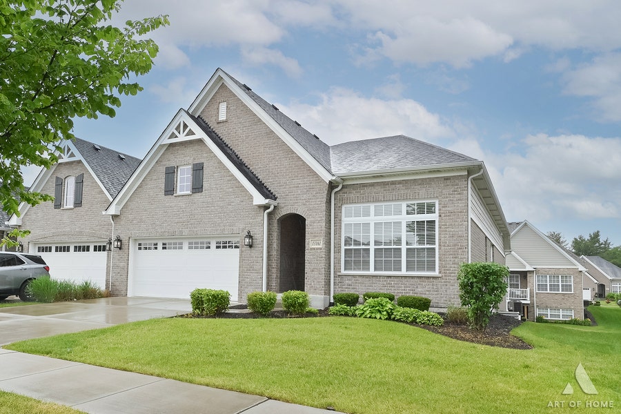 Property photo for 13161 Eliza Court, Lemont, IL