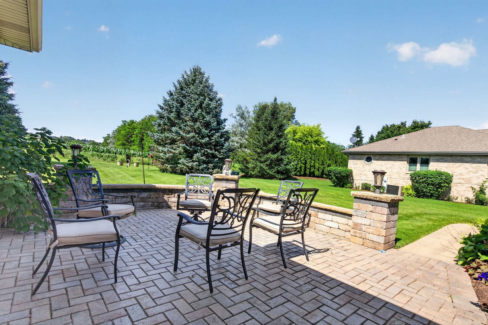 12902 W Beaver Lake Drive, Homer Glen, IL 60491 12902 W Beaver Lake Drive, Homer Glen, IL 60491