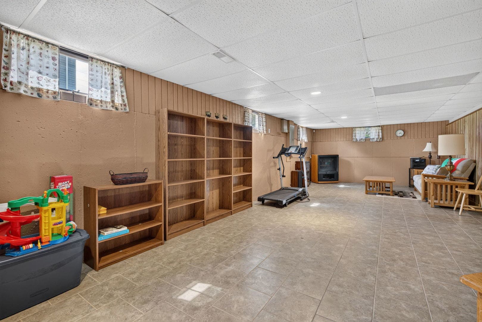 12902 W Beaver Lake Drive, Homer Glen, IL 60491 12902 W Beaver Lake Drive, Homer Glen, IL 60491