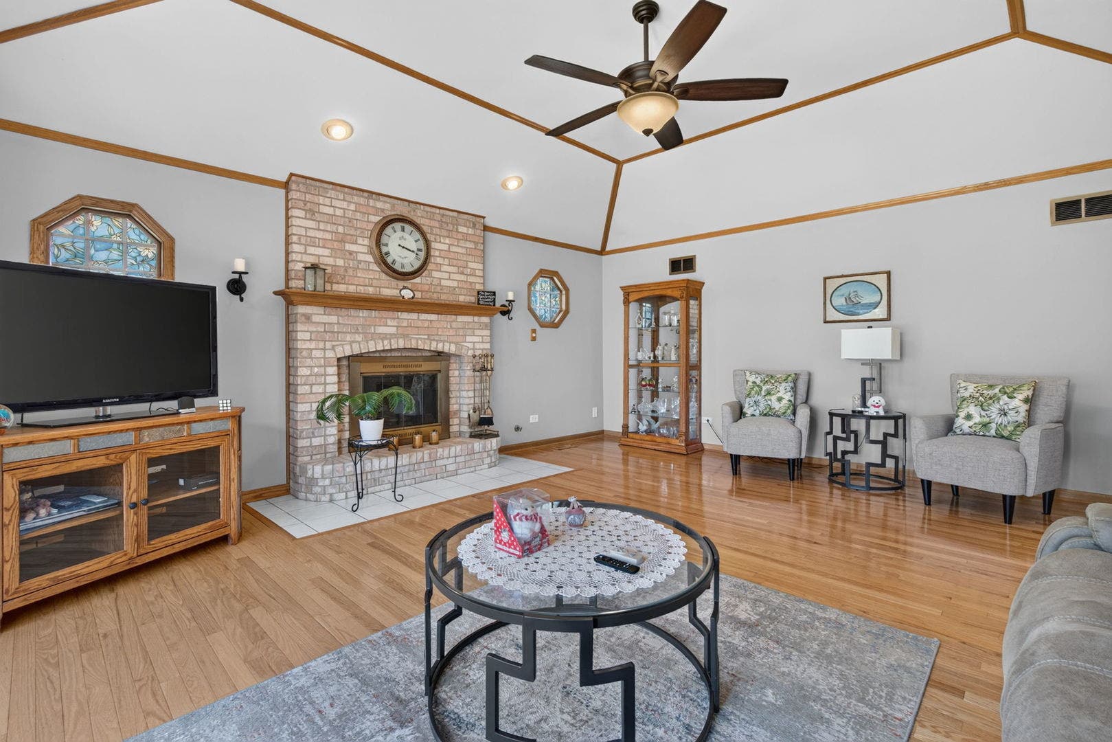 12902 W Beaver Lake Drive, Homer Glen, IL 60491 12902 W Beaver Lake Drive, Homer Glen, IL 60491