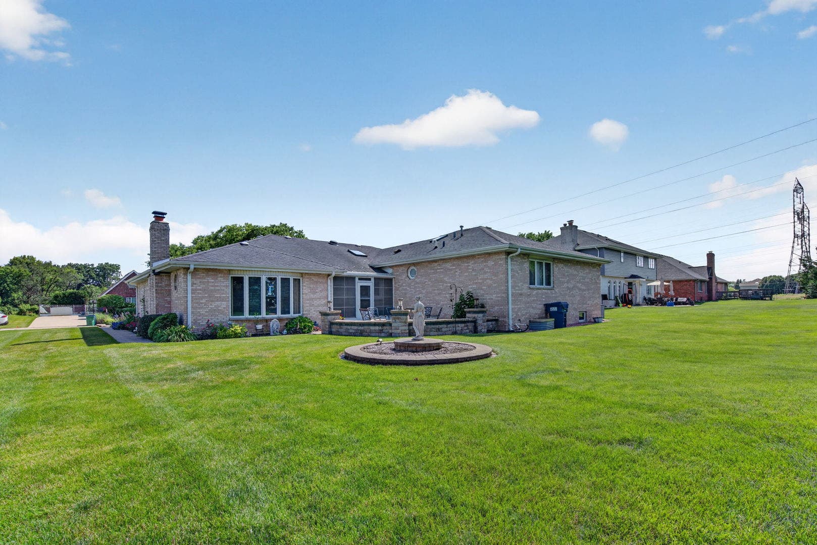 12902 W Beaver Lake Drive, Homer Glen, IL 60491 12902 W Beaver Lake Drive, Homer Glen, IL 60491