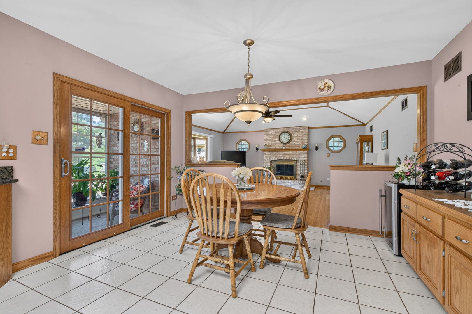 12902 W Beaver Lake Drive, Homer Glen, IL 60491 12902 W Beaver Lake Drive, Homer Glen, IL 60491