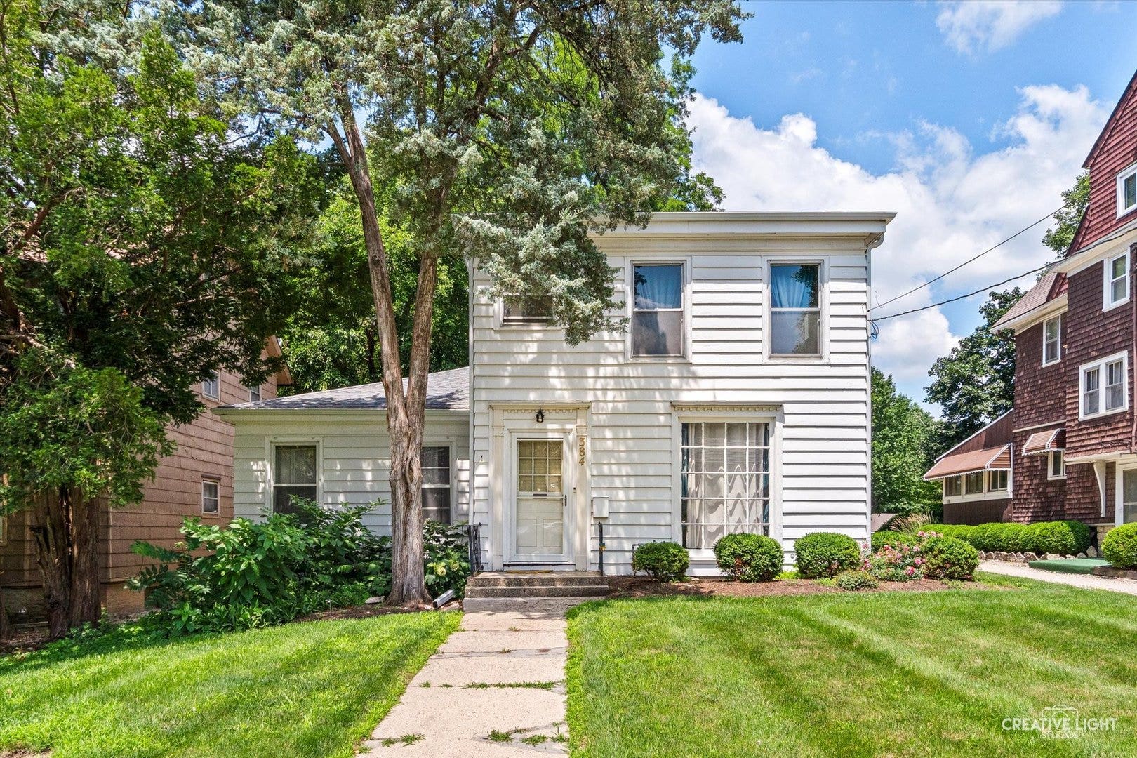 384 E Chicago Street, Elgin, IL 60120 384 E Chicago Street, Elgin, IL 60120