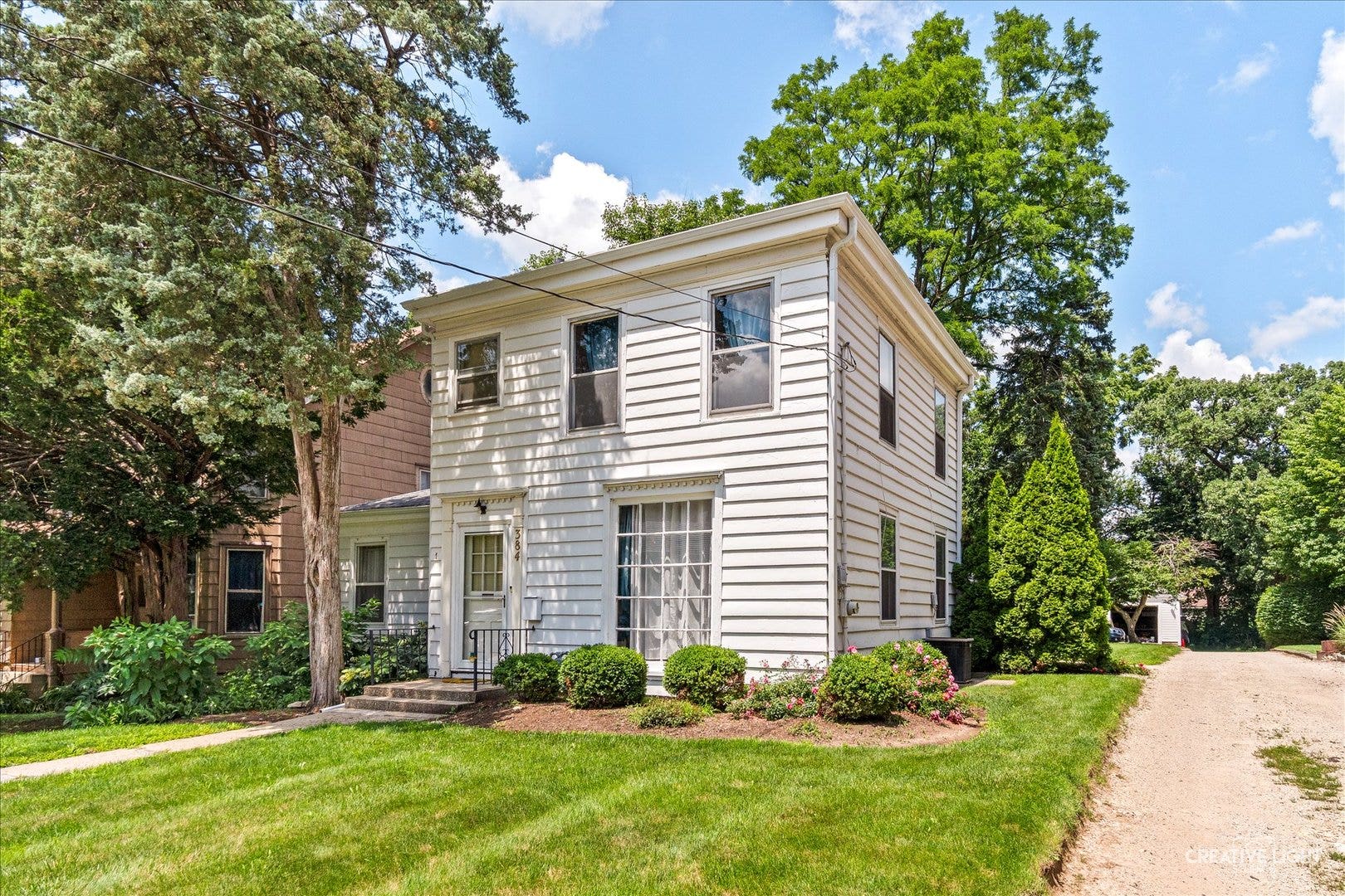384 E Chicago Street, Elgin, IL 60120 384 E Chicago Street, Elgin, IL 60120