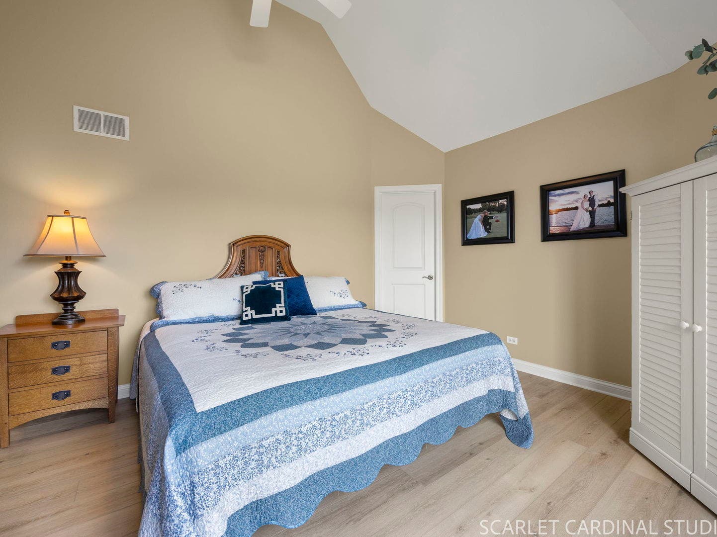 5610 Durand Drive, #5610, Downers Grove, IL 60516 5610 Durand Drive, #5610, Downers Grove, IL 60516