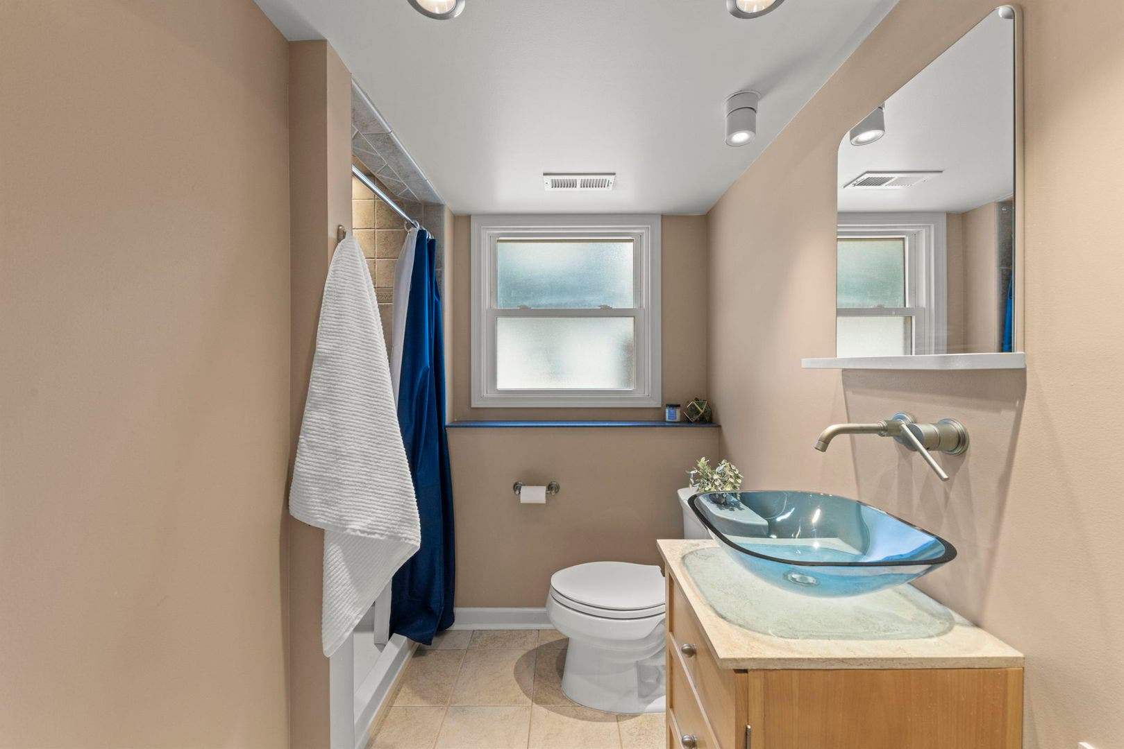4401 Florence Avenue, Downers Grove, IL 60515 4401 Florence Avenue, Downers Grove, IL 60515
