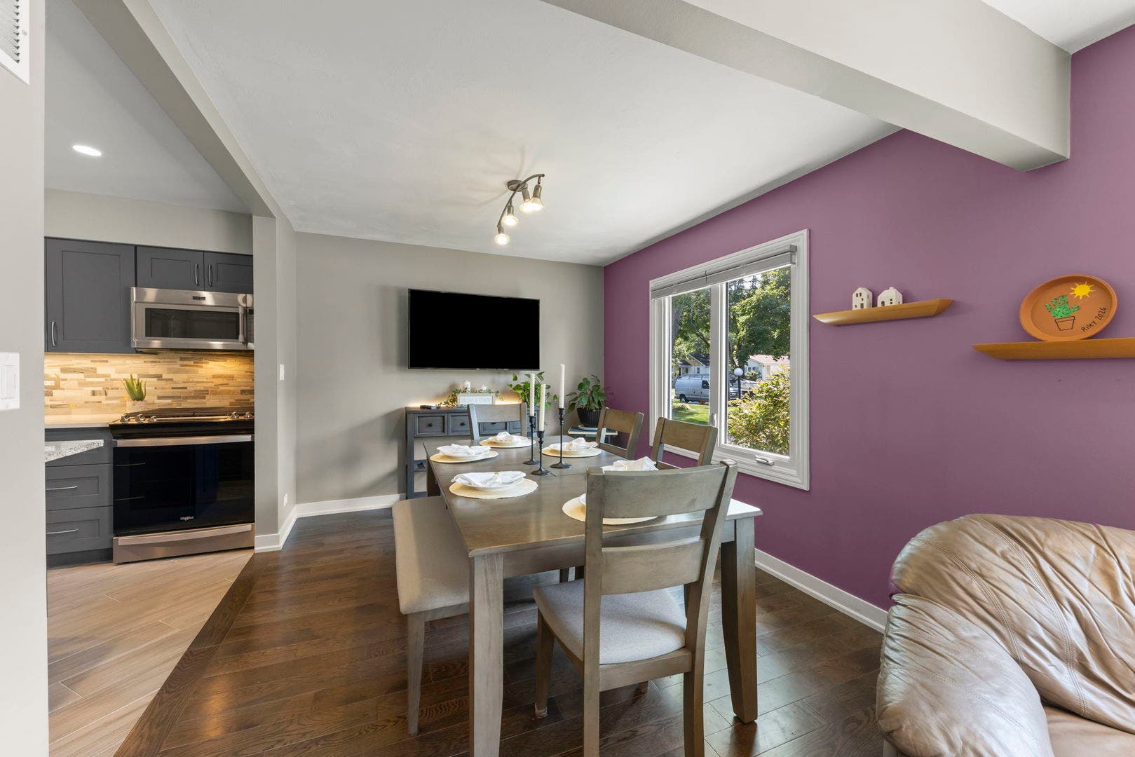 4401 Florence Avenue, Downers Grove, IL 60515 4401 Florence Avenue, Downers Grove, IL 60515