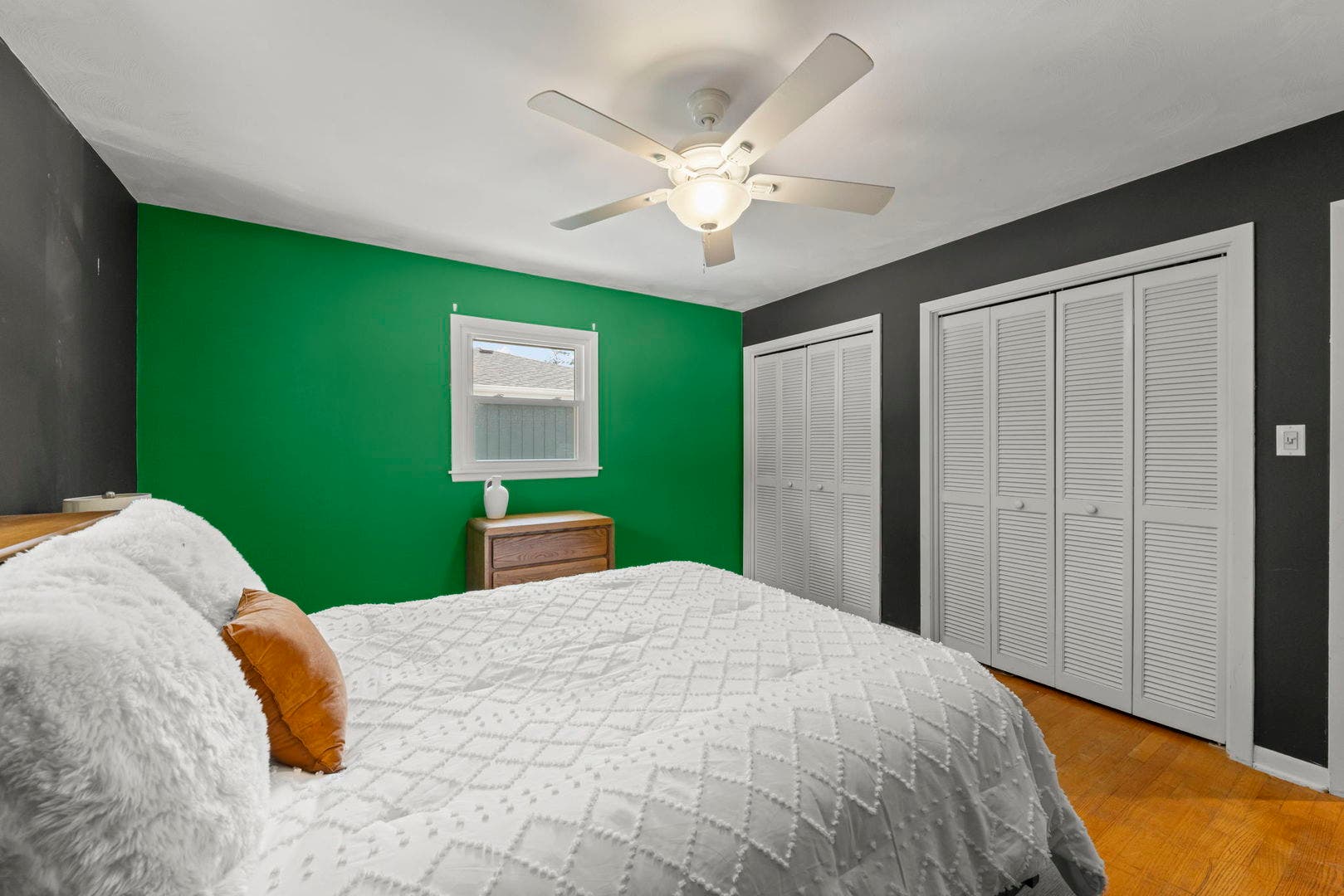 4401 Florence Avenue, Downers Grove, IL 60515 4401 Florence Avenue, Downers Grove, IL 60515