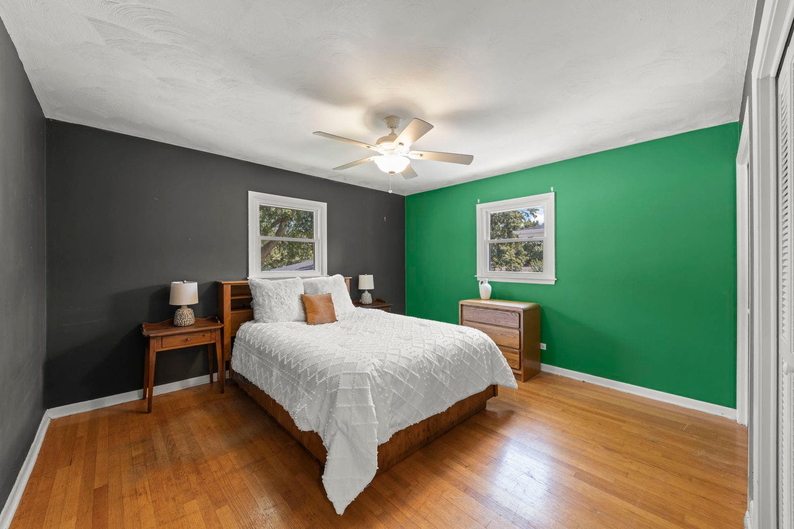 4401 Florence Avenue, Downers Grove, IL 60515 4401 Florence Avenue, Downers Grove, IL 60515