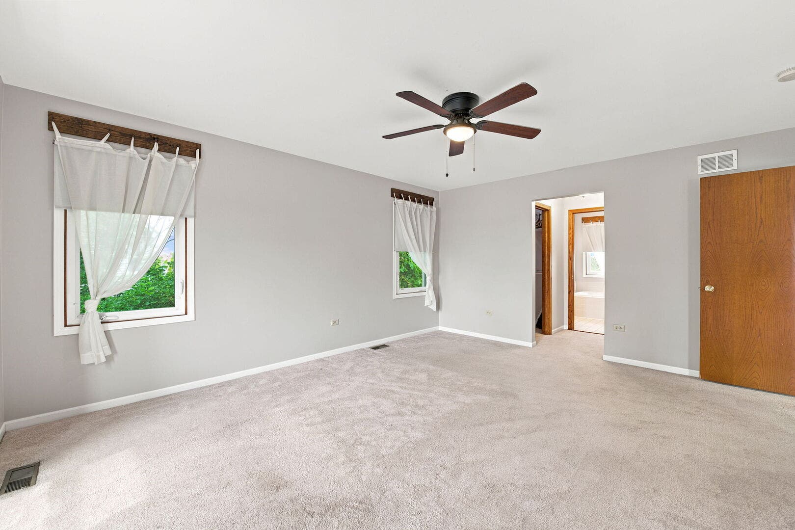 10 Timber Mill Court, Bolingbrook, IL 60490 10 Timber Mill Court, Bolingbrook, IL 60490