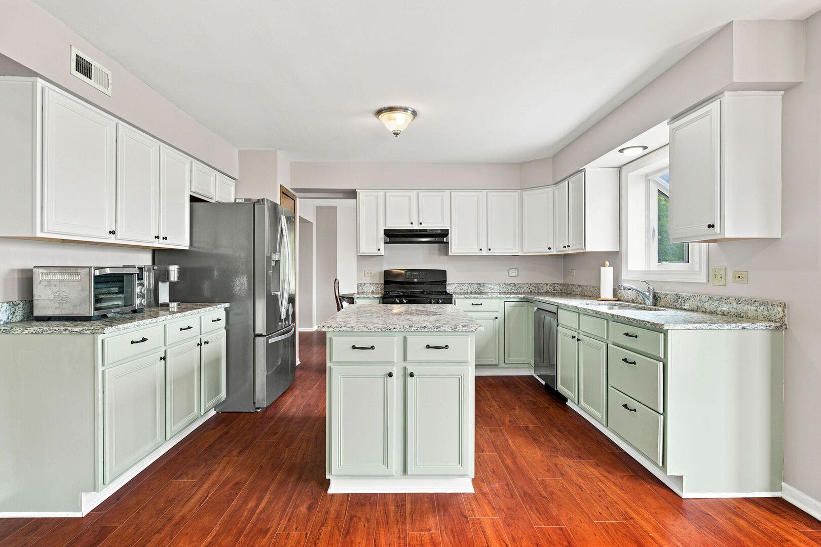 10 Timber Mill Court, Bolingbrook, IL 60490 10 Timber Mill Court, Bolingbrook, IL 60490